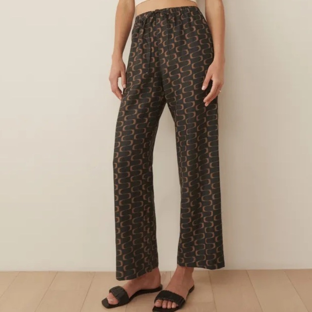 Reformation Olina Linen Cropped Pant in Linguini